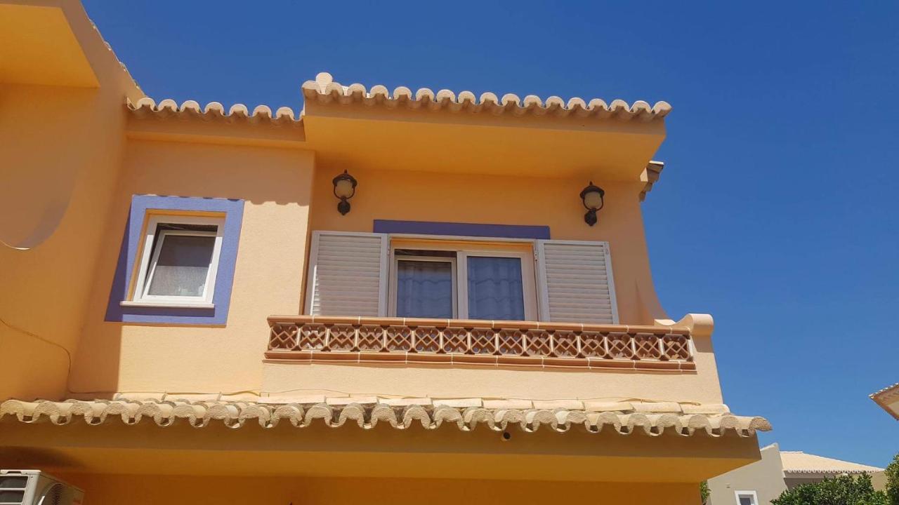 Lagos Room Booking Екстер'єр фото