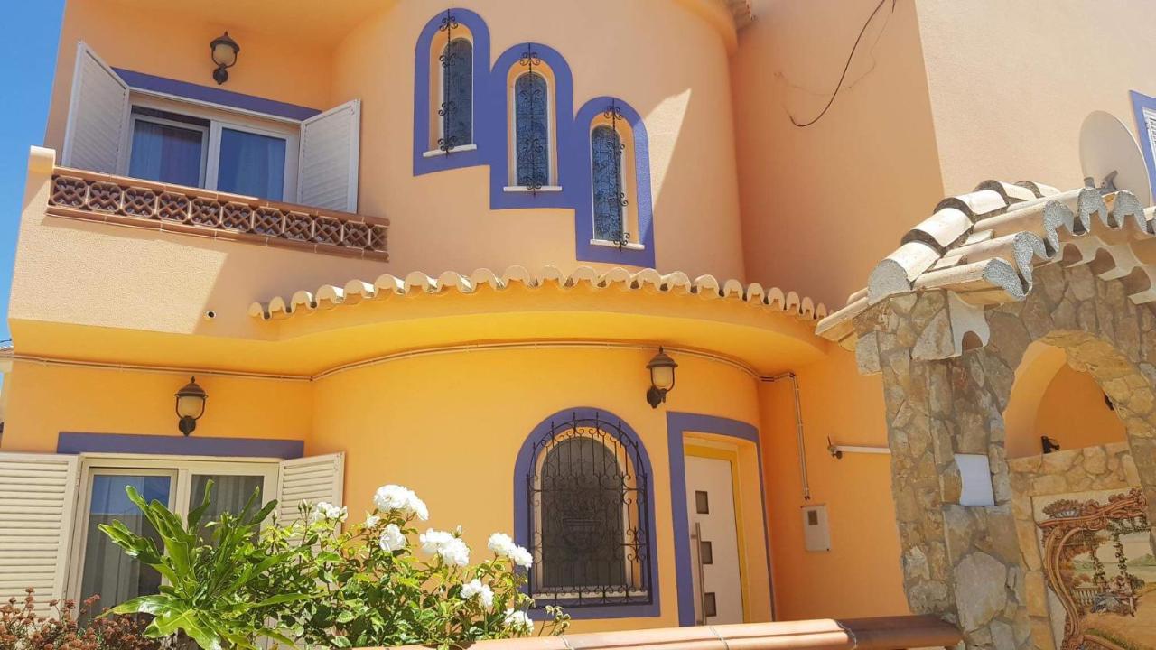 Lagos Room Booking Екстер'єр фото